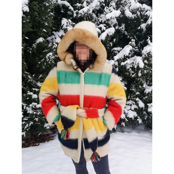 Vintage Jackets & Blazers - ✌️1950's Vintage✌️ Hudson Bay Blanket Capote Coat - M/L